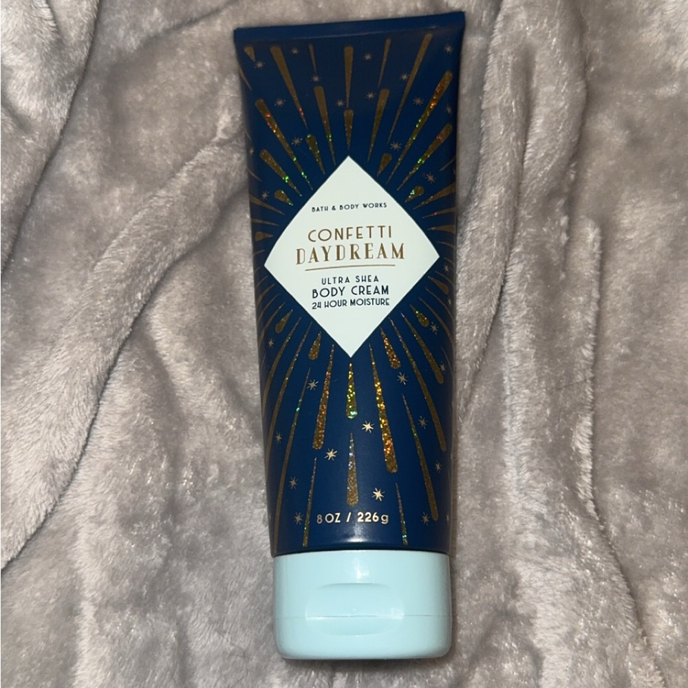 Bath & Body Works Confetti Daydream Body Cream - Navy and Gold